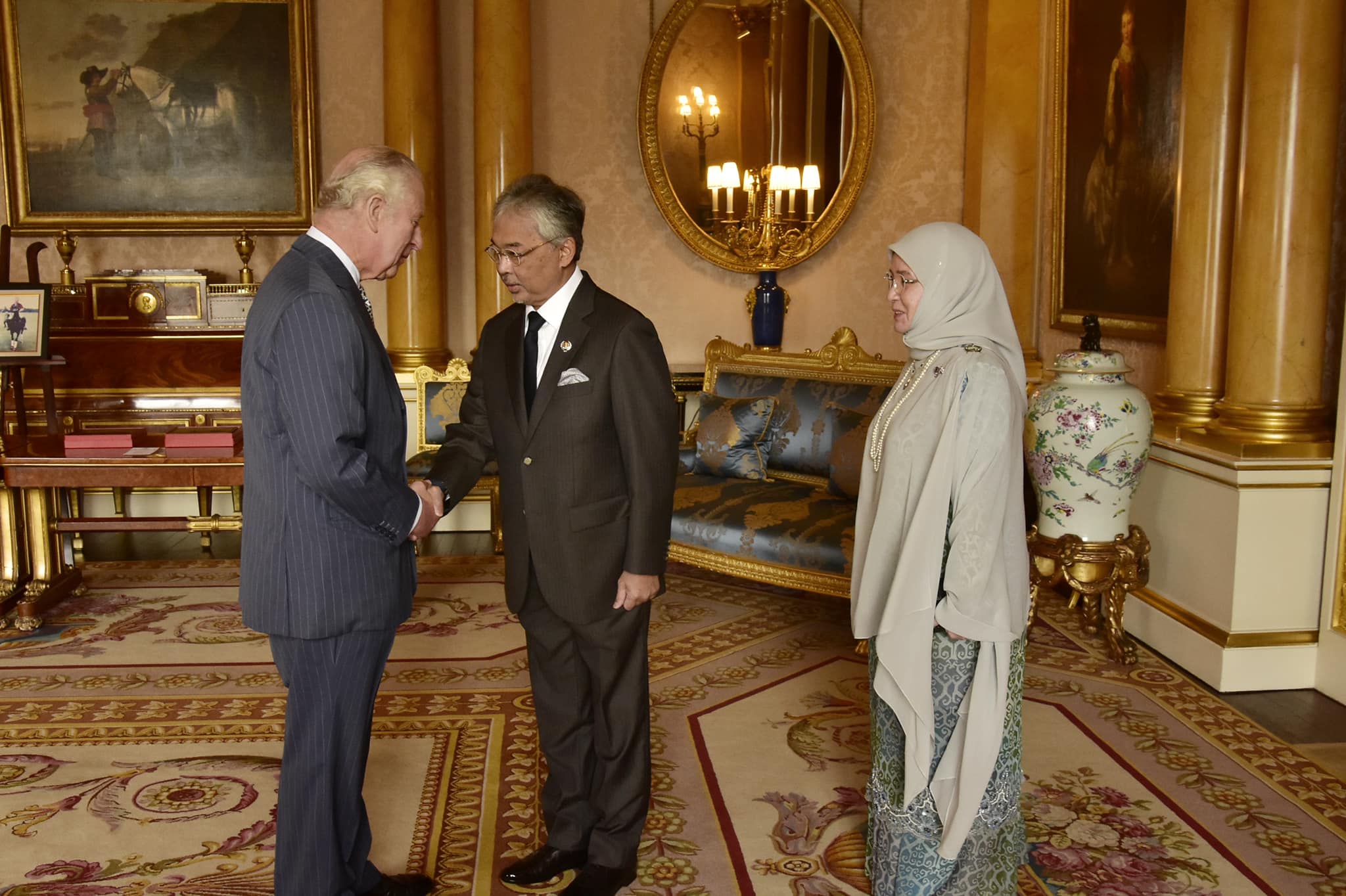 Malaysian King, Queen pay courtesy call on King Charles III