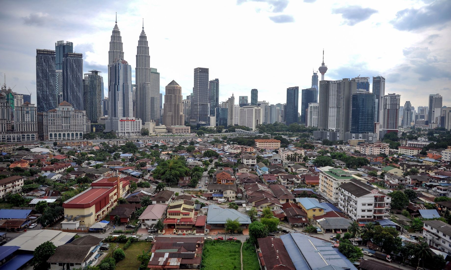 Economists Upbeat On Malaysia’s Near-Term Outlook