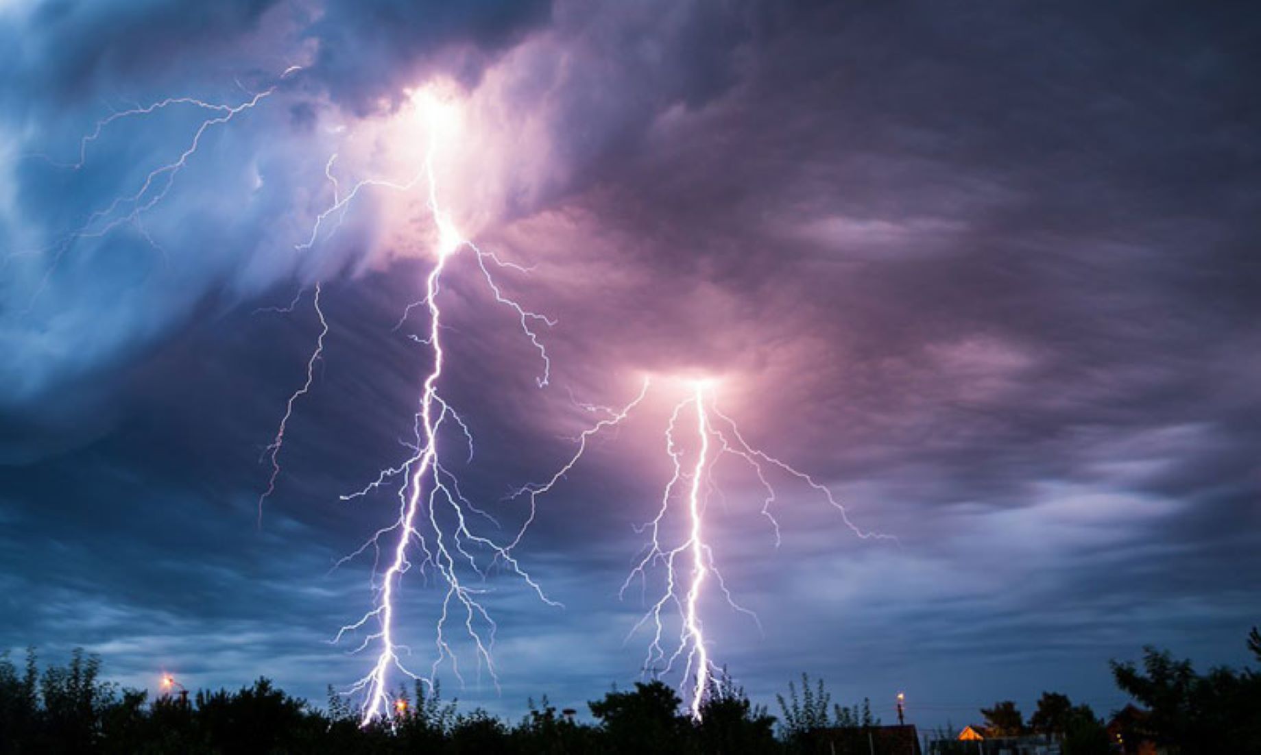 Sri Lankans Warned Of Lightning Strikes