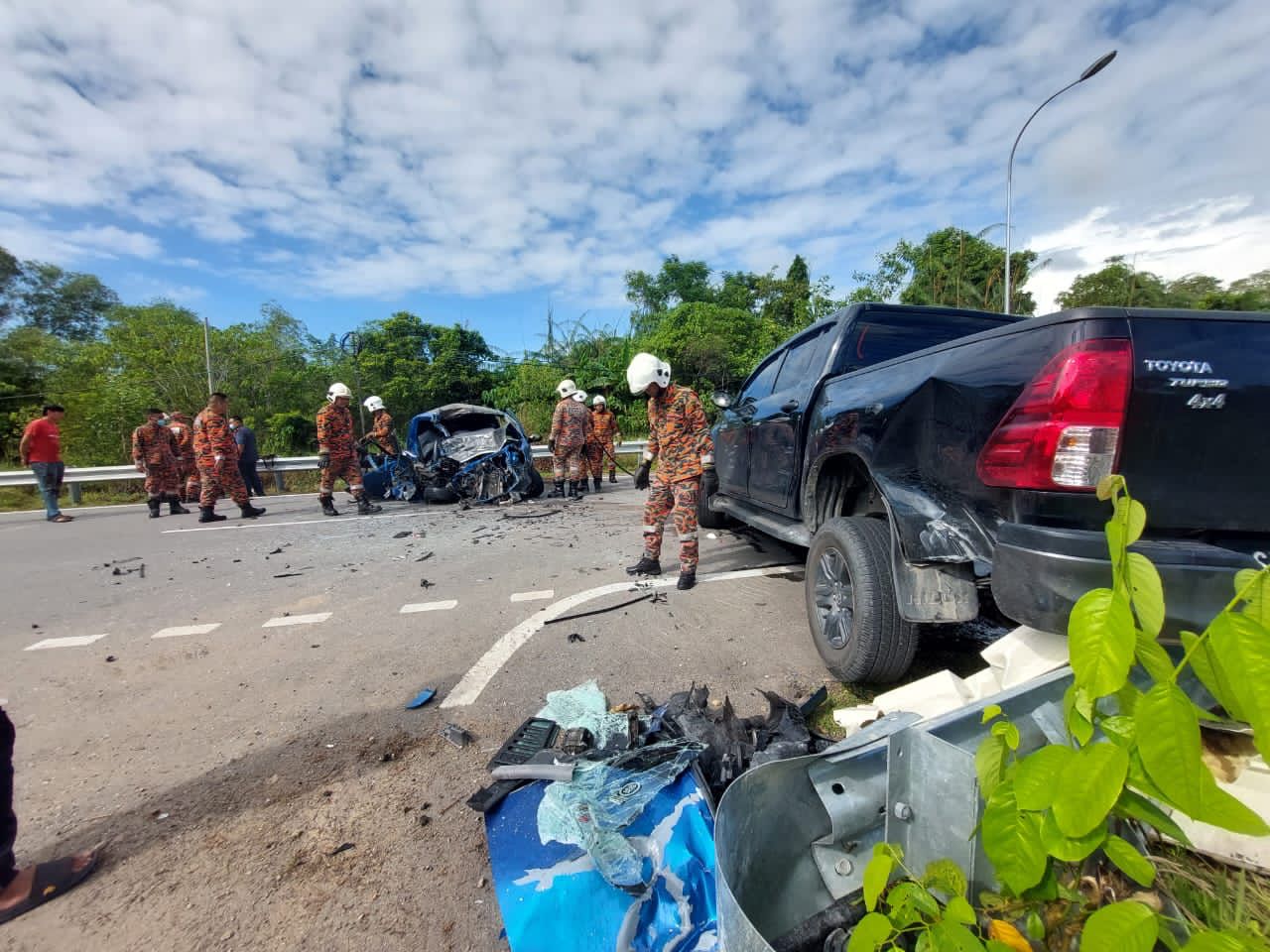 Filipino killed in collision on Malaysia coastal road