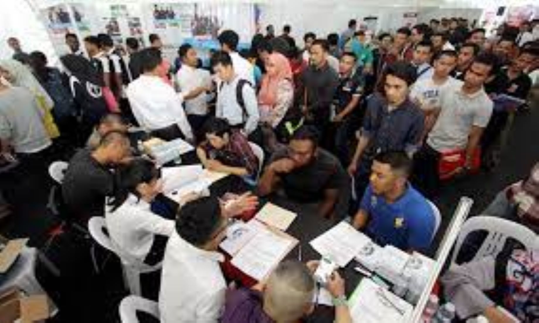 Malaysia’s Unemployment Fell To Lowest In Oct Since COVID-19 Pandemic