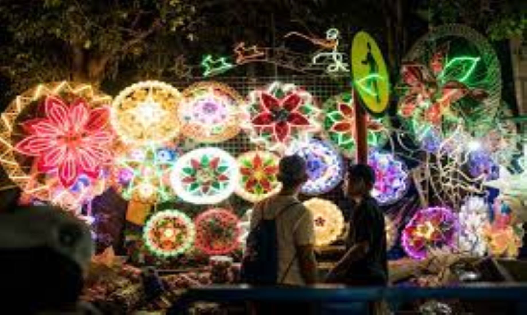 Amid Soaring Inflation, Filipinos Celebrate Upcoming Christmas With Mixed Feelings