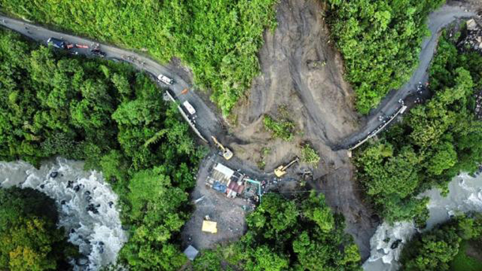 Colombia: La Nina-triggered landslide kills 34