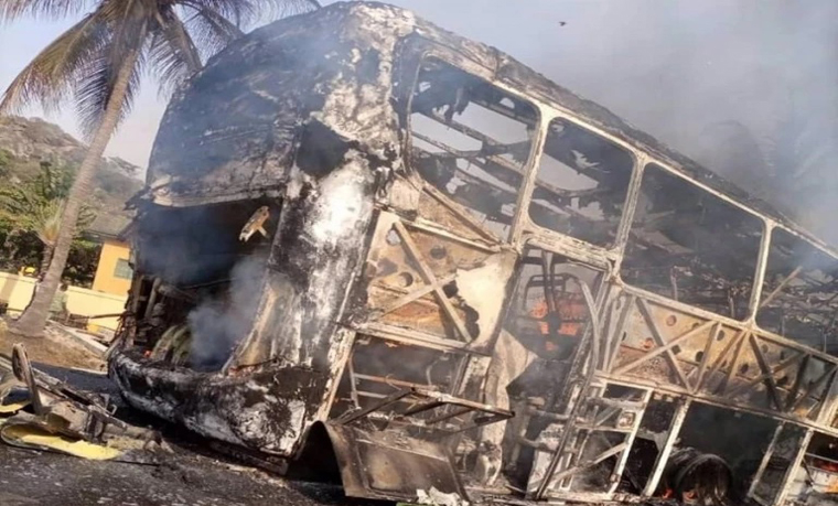 Benin: Bus-truck collision kills 22, many from a blaze that broke out after the crash