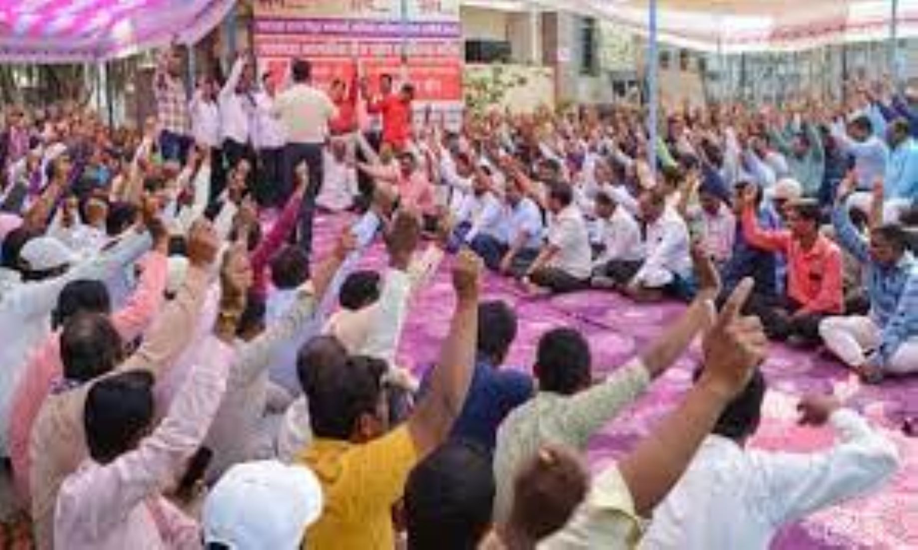 Electricity Supply Affected By 72-Hour Strike In Western Indian State
