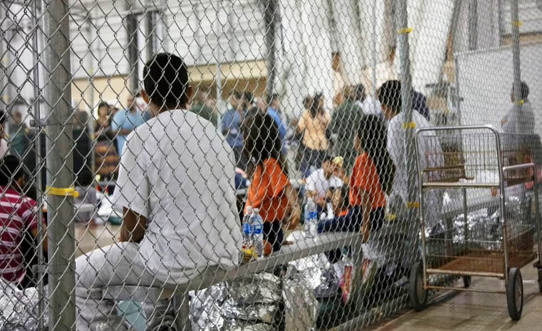 US: Almost 1,000 migrant kids separated by Trump still not back with family