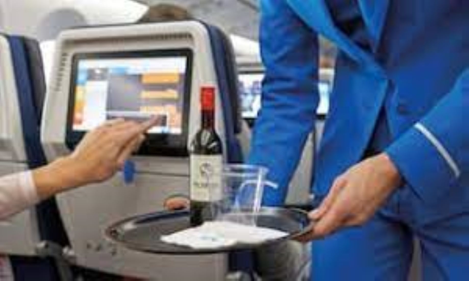 Indian Gov’t Says Aviation Watchdog Has No Plan To Limit Serving Liquor On Flights