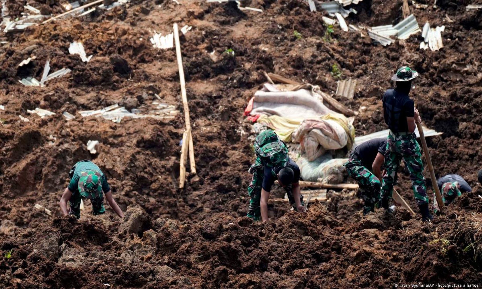 Death Toll From Western Indonesia’s Landslides Rises To 44