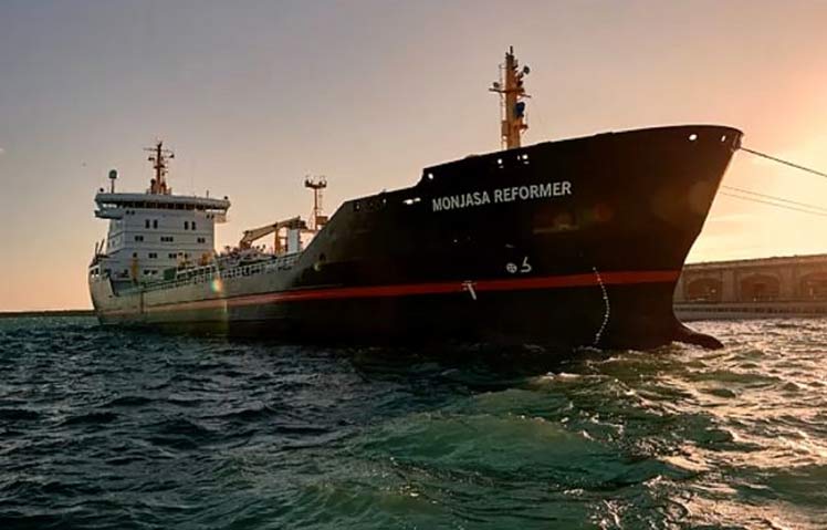 African pirates hijack Danish ship in Gulf of Guinea