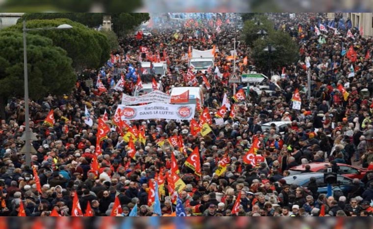 Update: French Senate approves pensions reform as protests appear to lose steam