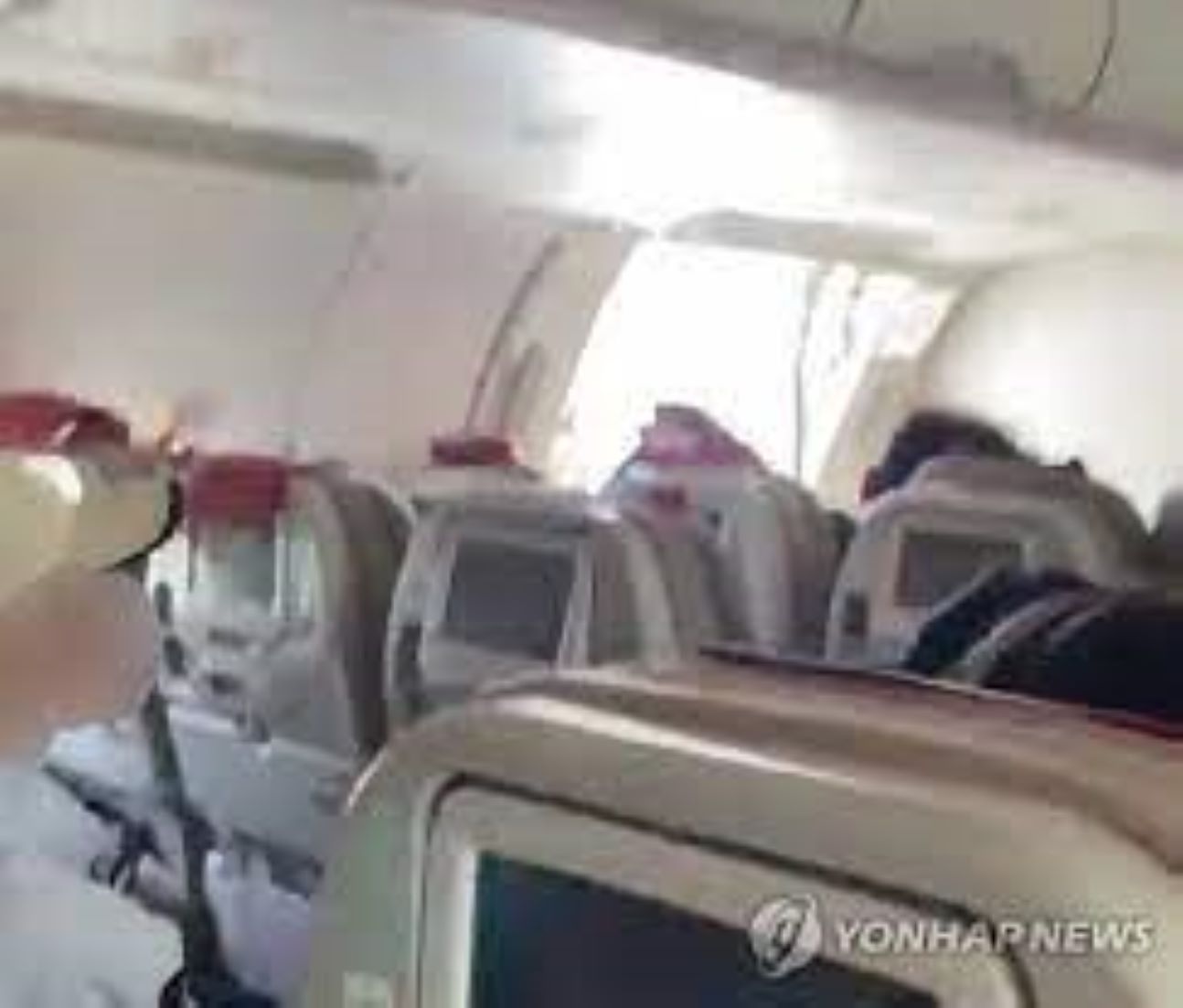 Nine People Suffered Breathing Difficulty As S. Korean Aircraft Landed With Door Opened