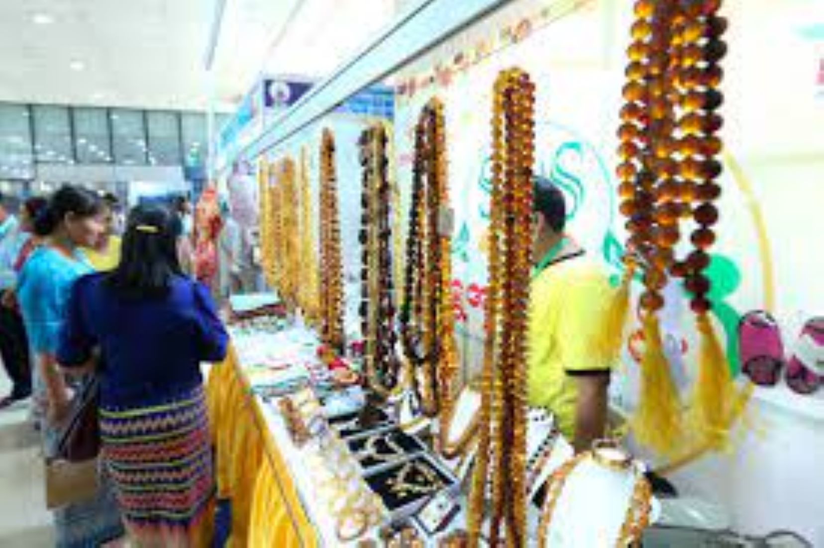 Myanmar, China Hold Border Trade Fair In Nay Pyi Taw