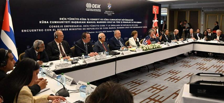 Cuba willing to expand health relations with Türkiye