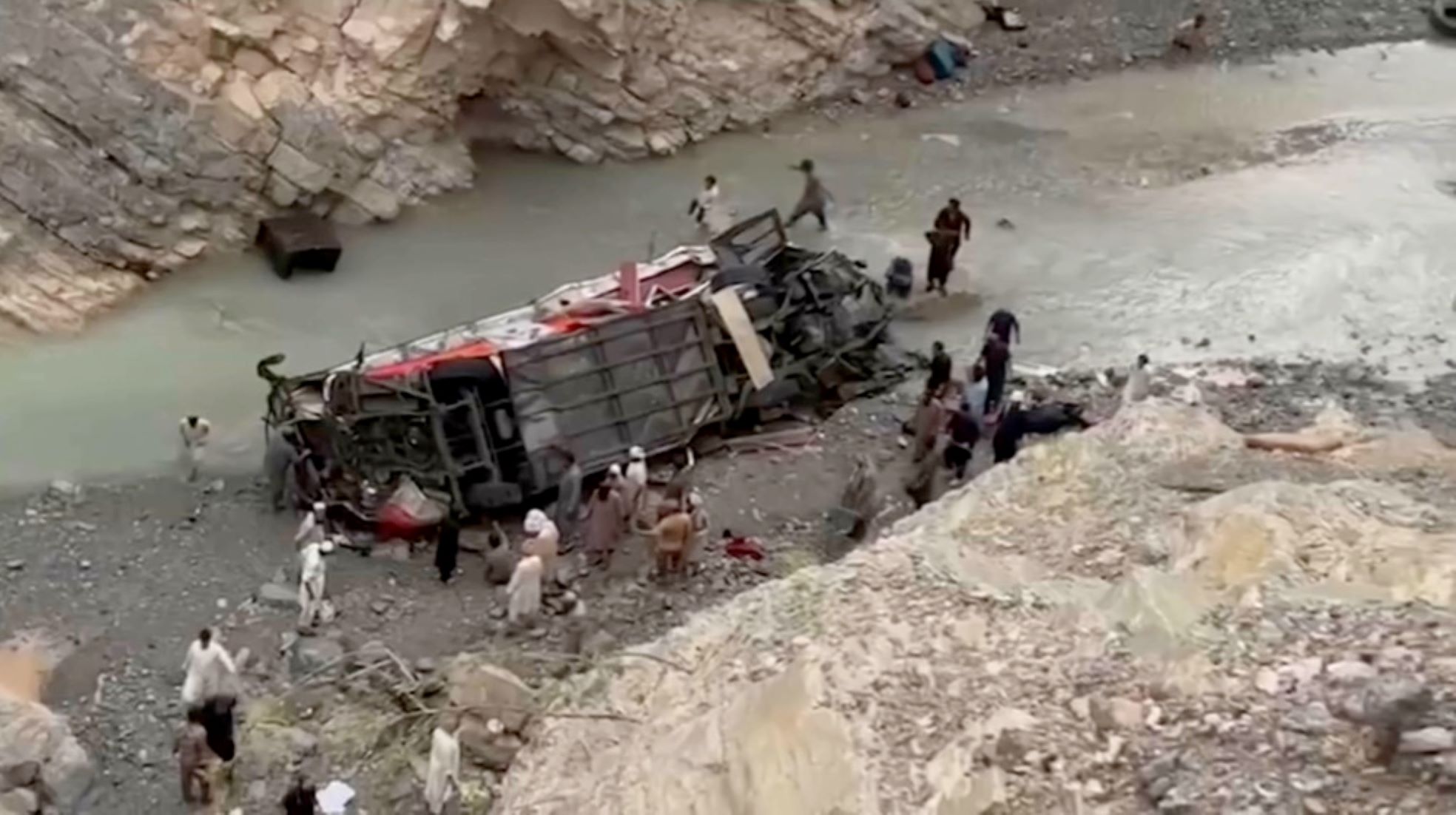 13 Killed, 41 Injured In Two Road Accidents In Pakistan