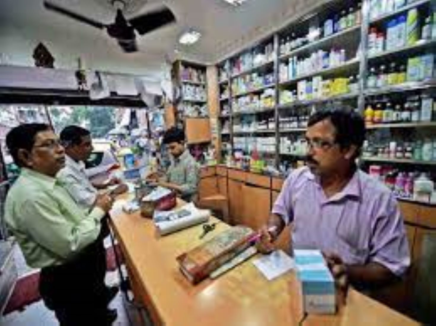 Sri Lanka To Reduce Prices Of Registered Medicines By 16 Percent From Middle Of This Month