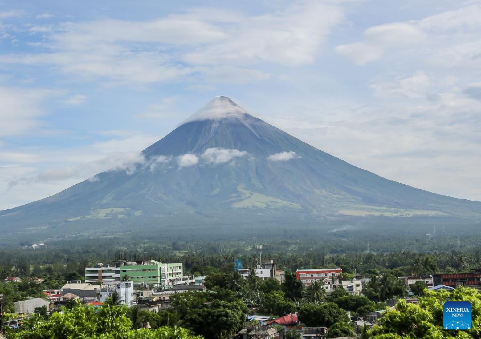 Philippines’ Erupting Mayon Volcano Reports More Seismic Activities