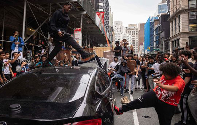 New York riot erupts as influencer touts game console giveaway