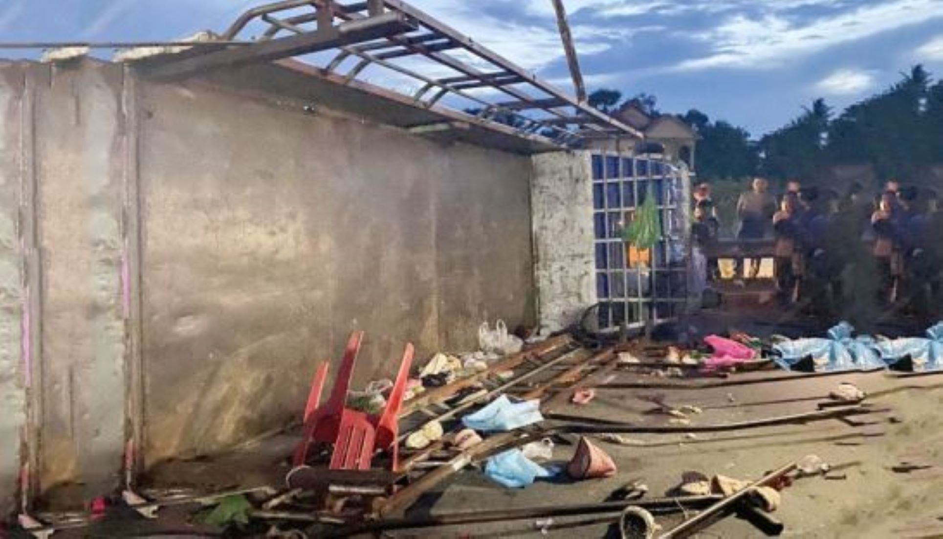 Truck Transporting Cambodian Garment Workers Overturned, Leaving 60 Injured: Police