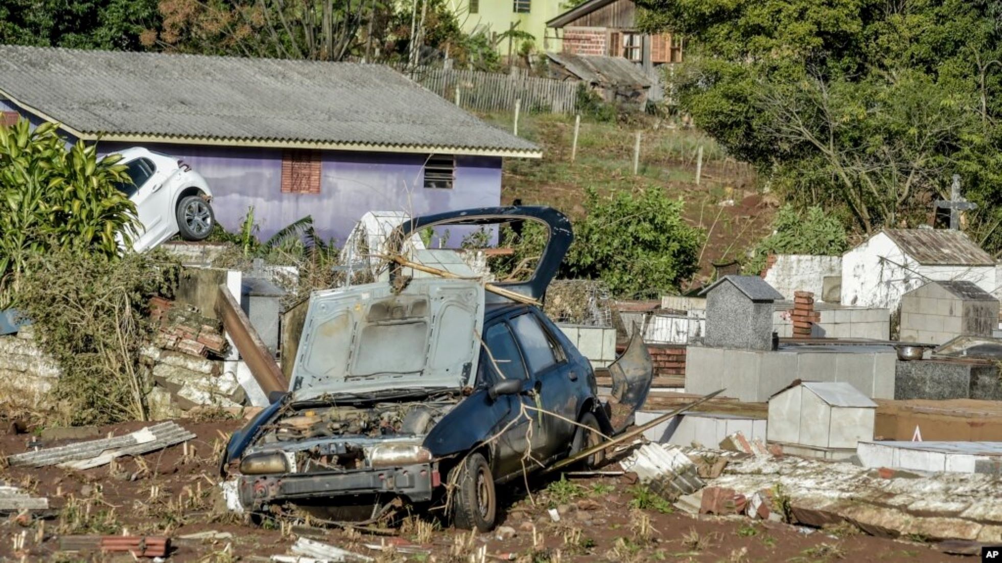 Four Dead After Extratropical Cyclone Hits South Brazil