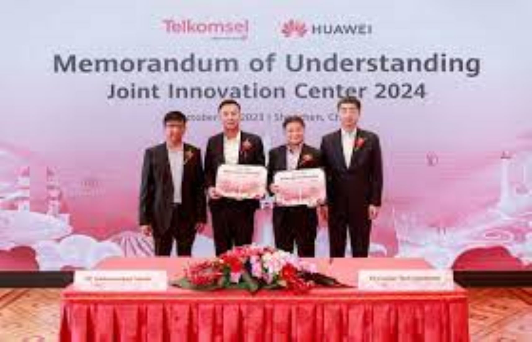 Indonesia’s Largest Mobile Operator Signs MoU With Huawei To Boost Digital Services