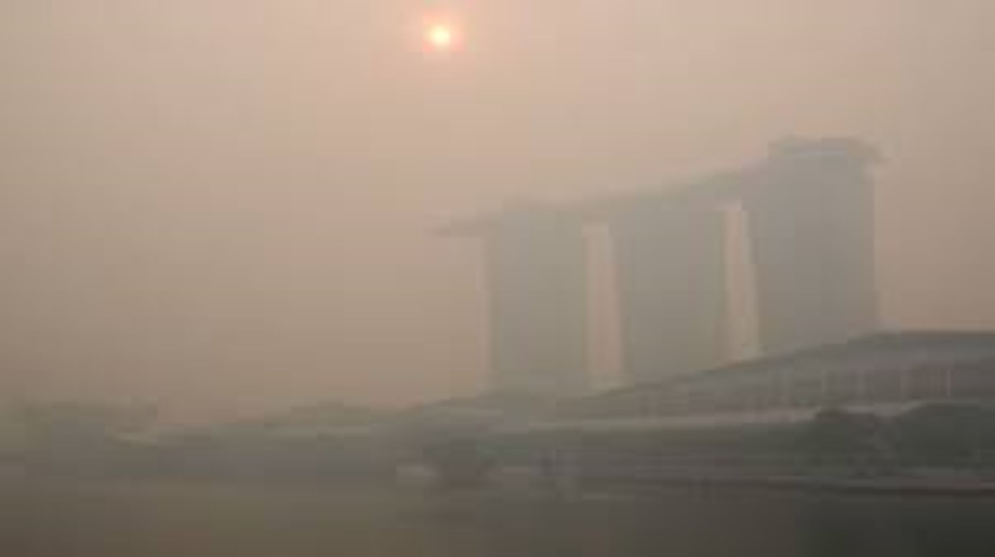 Haze Deteriorates Singapore’s Air Quality