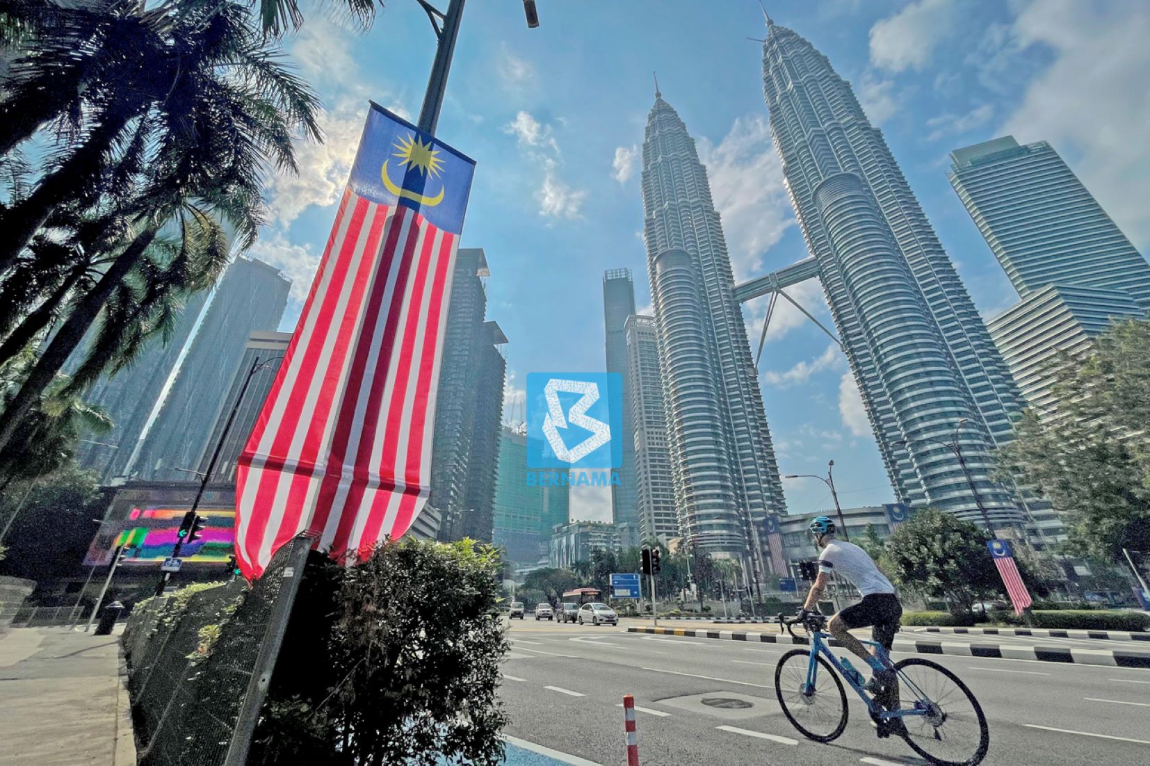 World Bank Expects Malaysia’s Economy To Grow 4.3 Percent Next Year