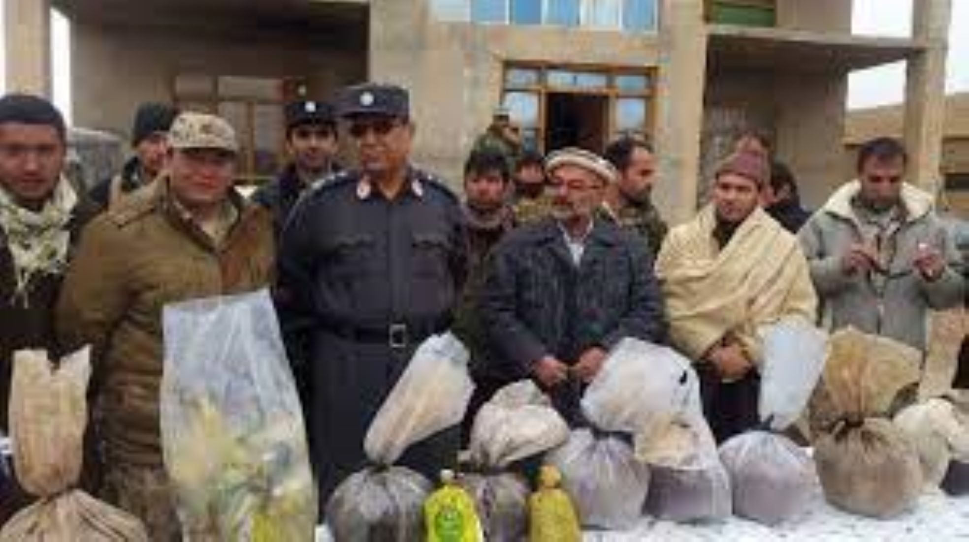 Police Arrest Three Smugglers, Discover Almost 40 Kg Illegal Drugs In West Afghanistan