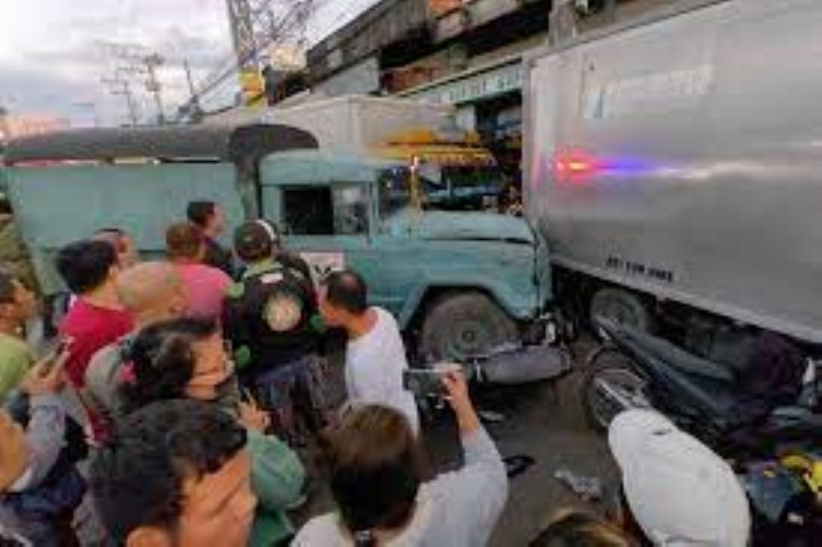 Two Killed, Three Injured As Military Truck Rams Into Shoppers In Philippines