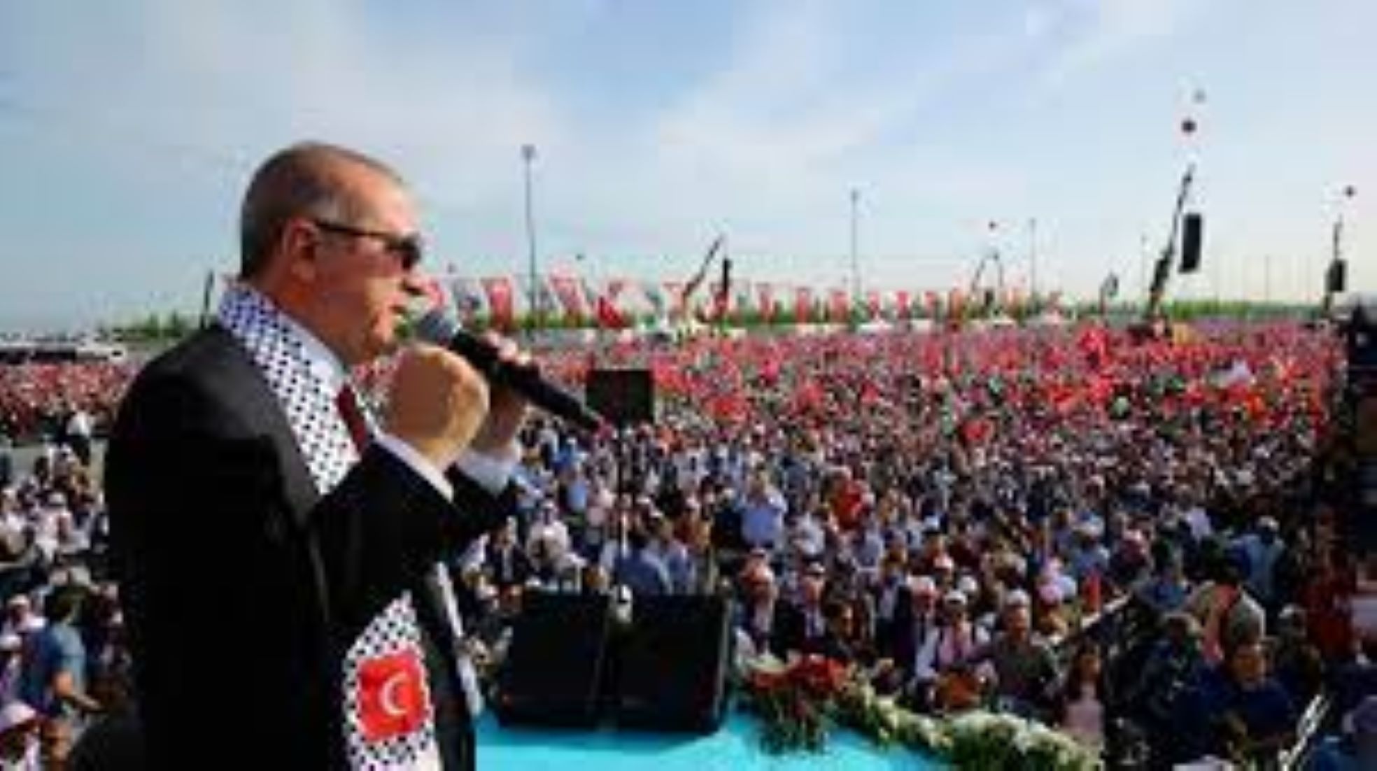 Turks Rally To Show Solidarity With Palestinians