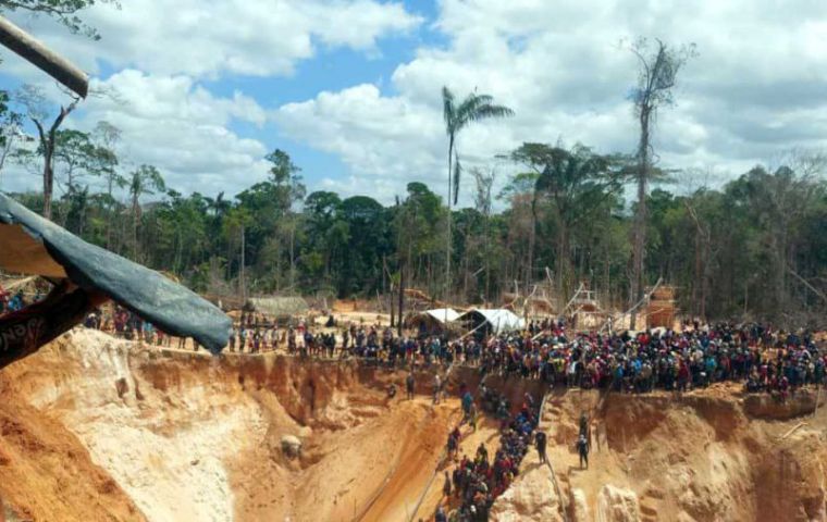 Venezuelan authorities confirm death toll of 16 after illegal mine collapse