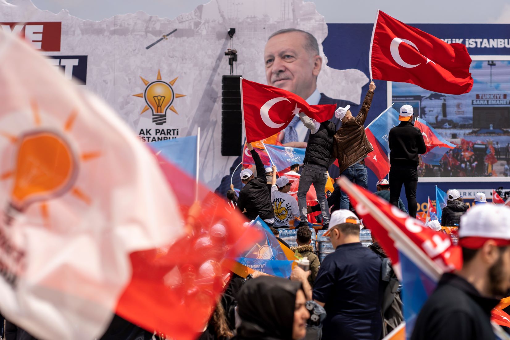Local Election Campaigns Heat Up In Istanbul