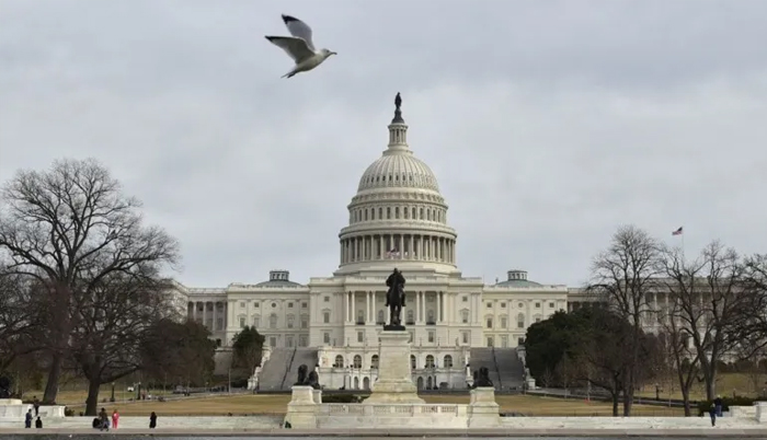 Congress vote averts US Government shutdown