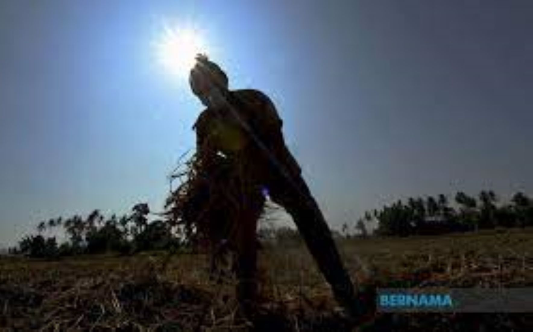 Heatwave Kills One, Sickens 27 In Malaysia