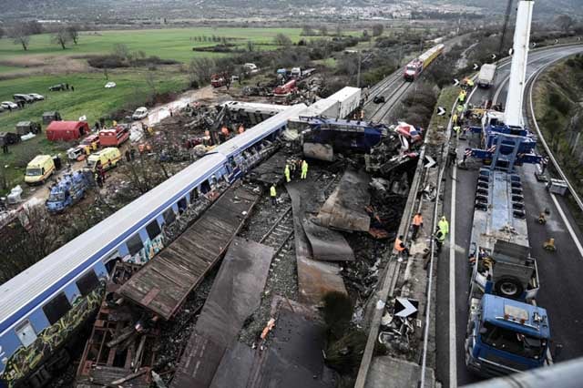 Greek govt faces censure motion over train tragedy