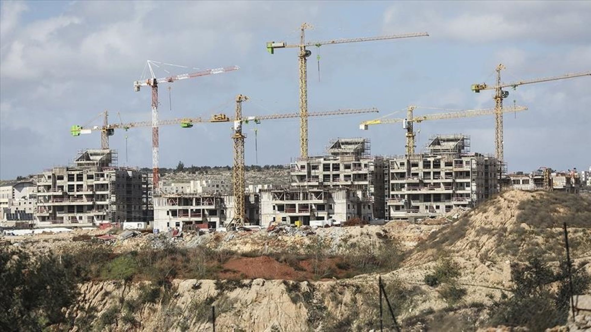 Palestinian Presidency Condemns Israeli Settlement Projects