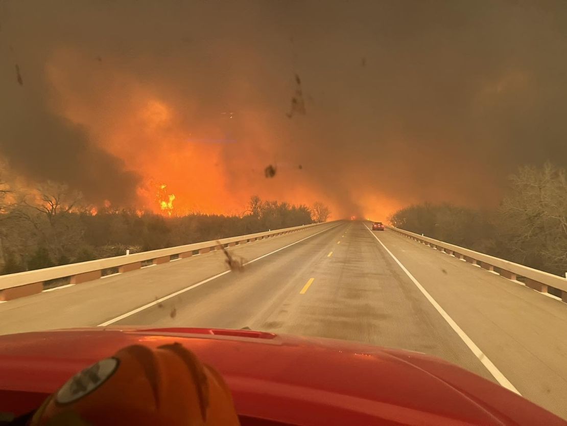 US wildfires: Deadly Texas wildfire torches 1 million acres – the largest blaze in state history – as more infernos rage; 2 killed