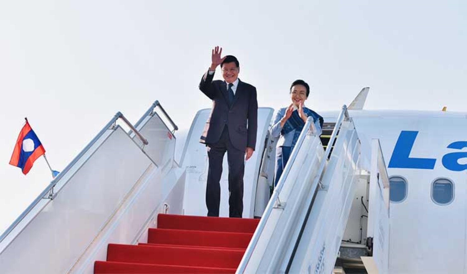 Lao President Pays State Visit To Cambodia