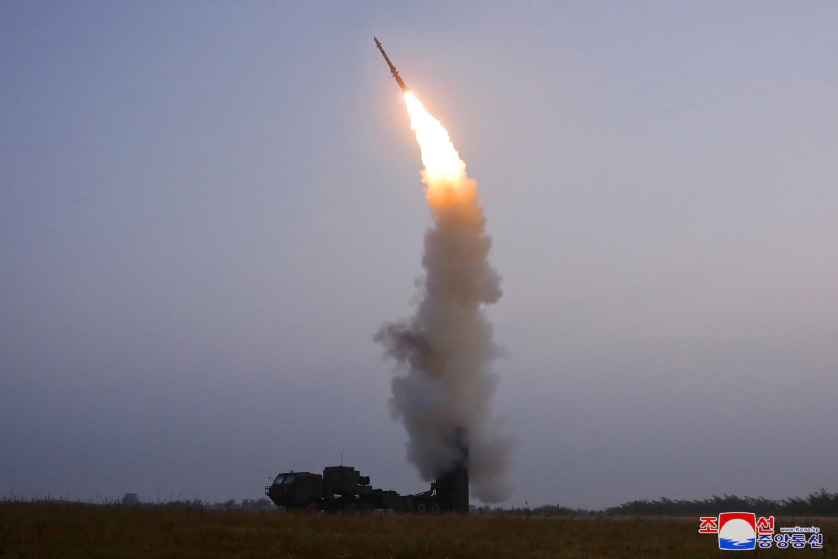 DPRK Test-Fires New Anti-Aircraft Missile