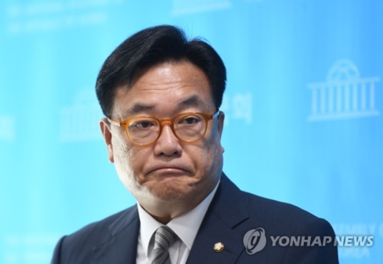 S. Korean President Names 5-Term Lawmaker As Chief Of Staff