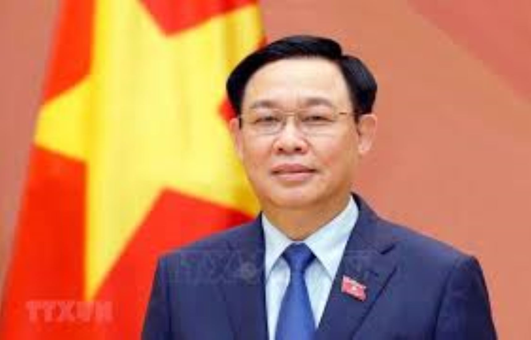 Vietnam’s National Assembly Chairman Vuong Dinh Hue Resigns