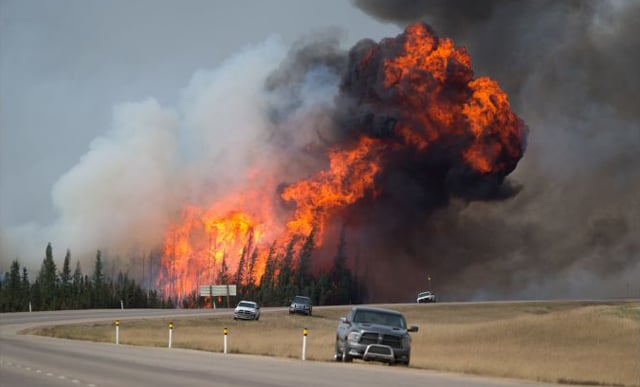 Canada wildfires: Blazes break out in western region as wildfire season begins