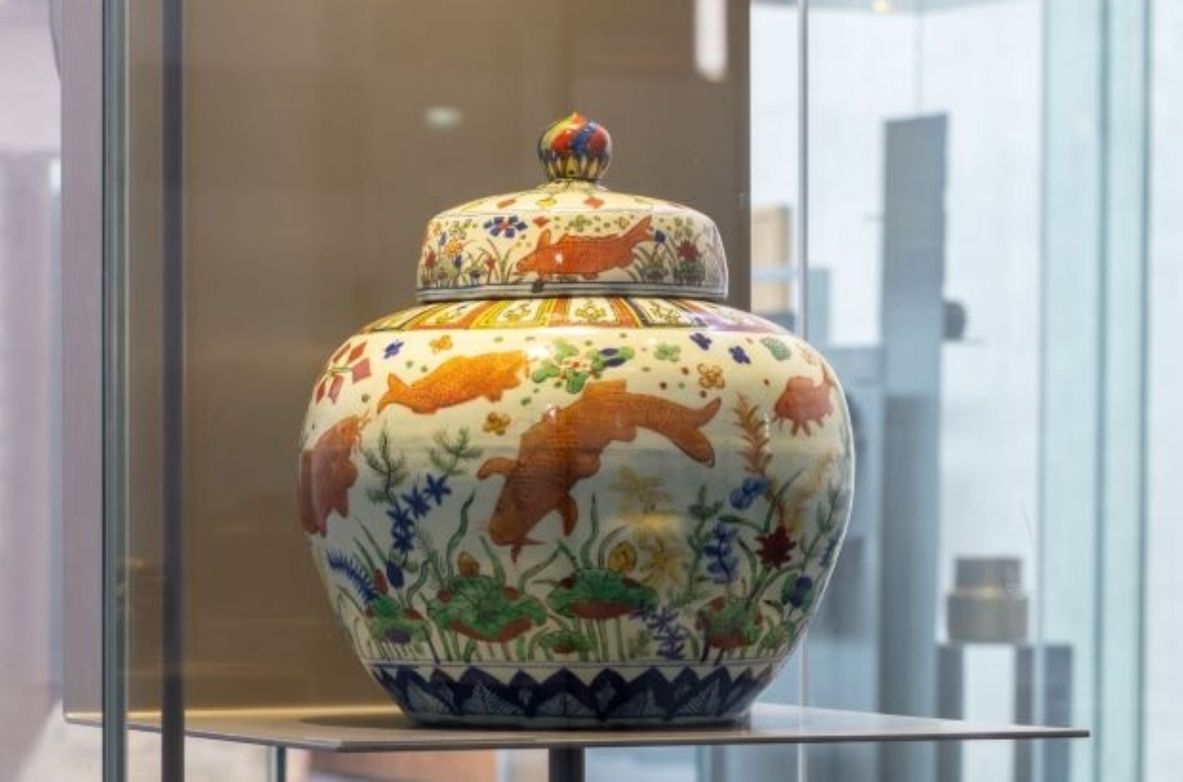 Imperial Chinese Wine Jar Stolen From Belgian Museum