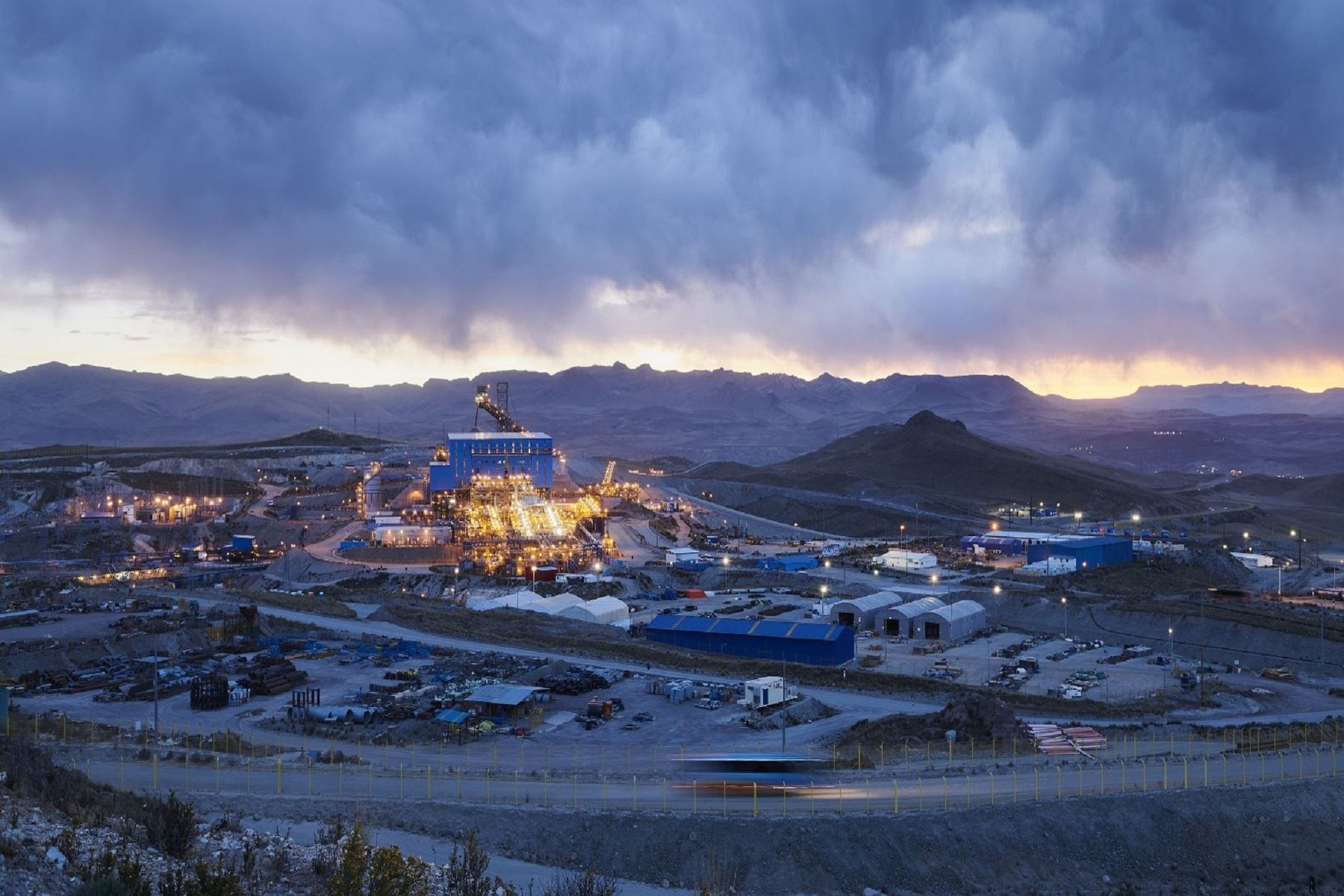 Peru: Mining investment forecast to grow 7.8% in 2024, contribute to economic reactivation