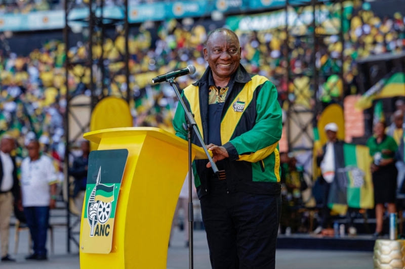 South Africa’s ruling ANC rallies to defend solo rule