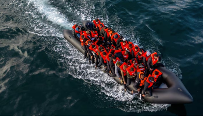 UK: More migrant dinghies cross Channel to England despite Rwanda threat