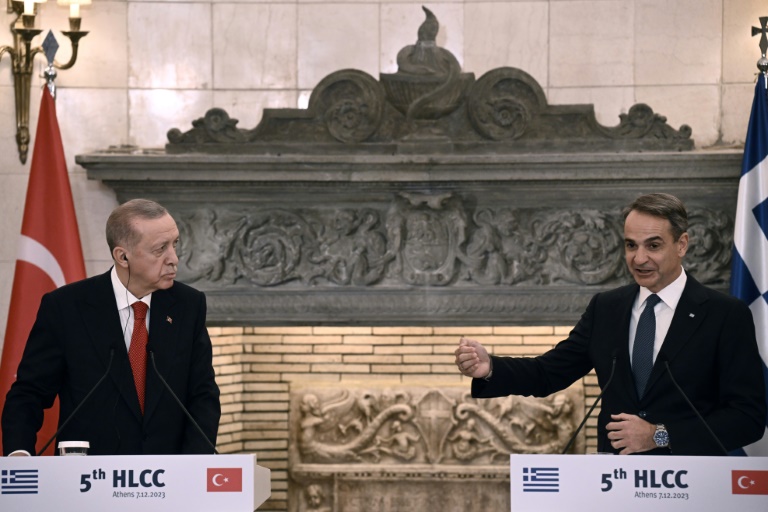 Greek premier to visit Turkiye in quest for better relations