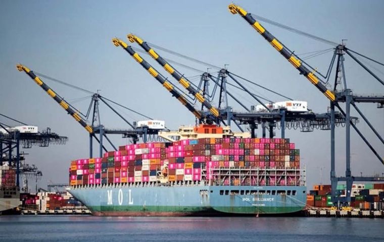 Argentina records historic foreign trade surplus