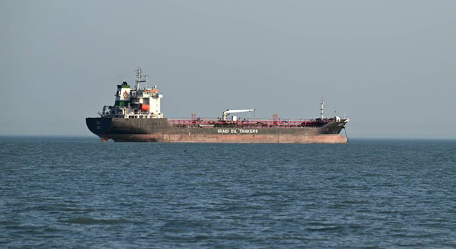 Israel-Palestine conflict: Crew abandons cargo ship hit by Houthi rebels – US