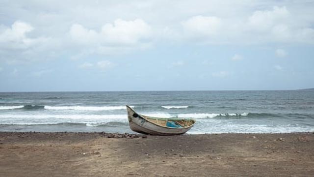 At least 89 migrants dead at sea off Mauritania: news agency; dozens remain missing