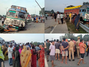 10 Killed As Truck Hit Autorickshaw In India’s Uttar Pradesh